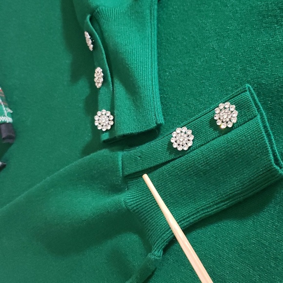 Tahari Sweater & Headband Rhinestone Buttons on Sleeves New Green Holiday's - Picture 7 of 17